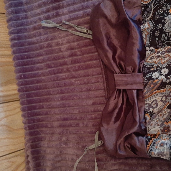 Size Large Dress - Picture 3 of 3